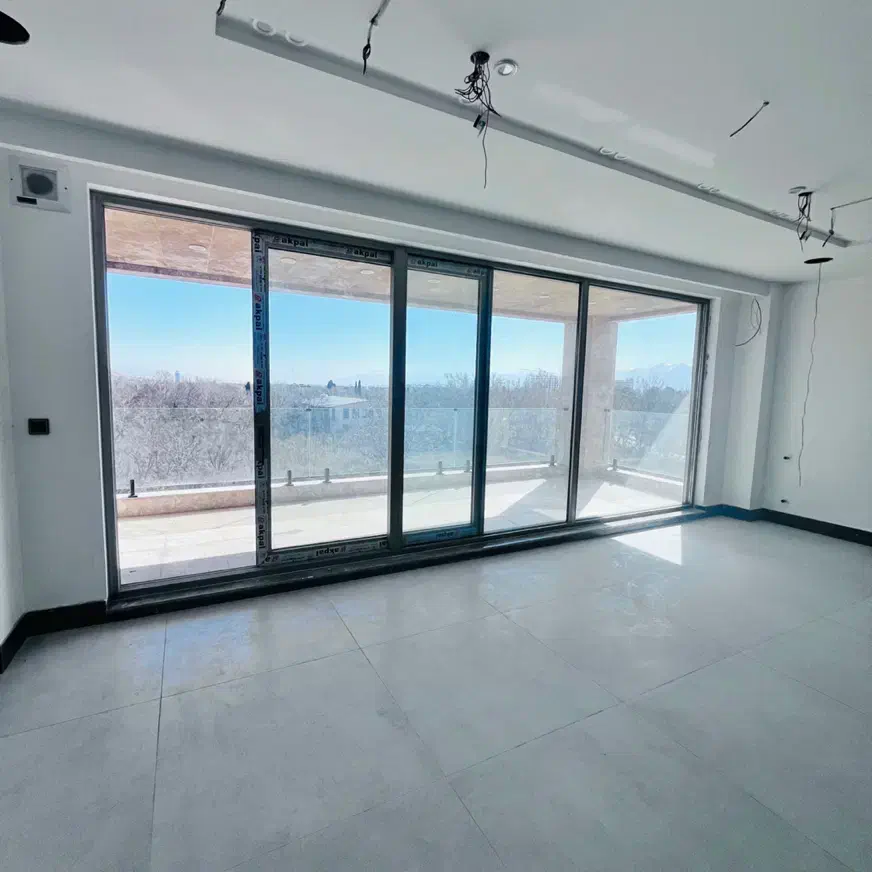 مطهری خ وزوایی ۱۴۰ متر نوساز فول